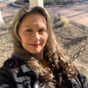 Meet your Posher, Sandy